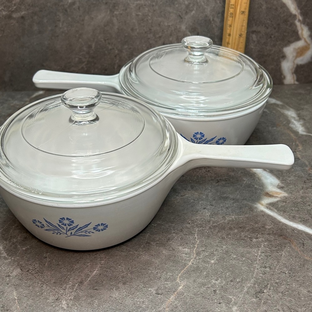 Corning Ware Blue Cornflower 1.5 Pt Saucepan P-82-B Set of 2 Pyrex Lids Vintage
